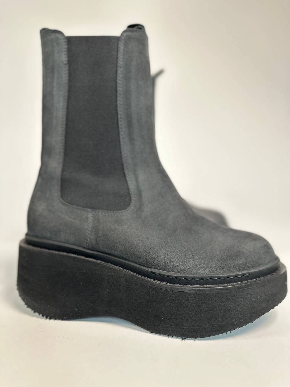 Женская обувь