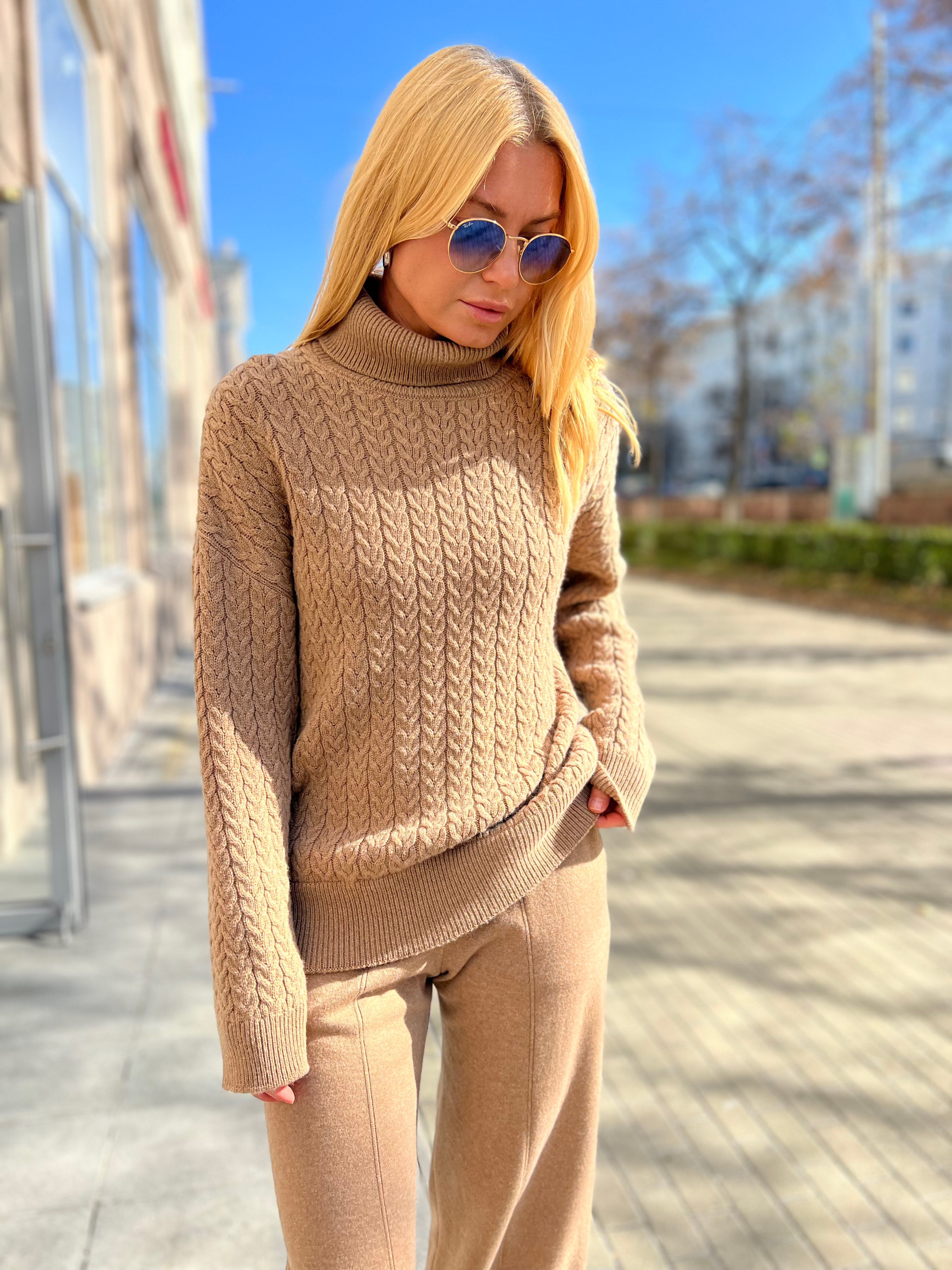 Свитер FREE AGE F67
